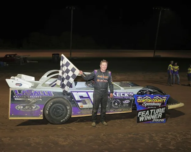Dixon picks up second win of season at Clinton County Speedway